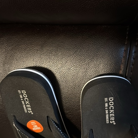 Dockers Mens Flip-Flops Black and White Small Size 7/8 New - Picture 14 of 14